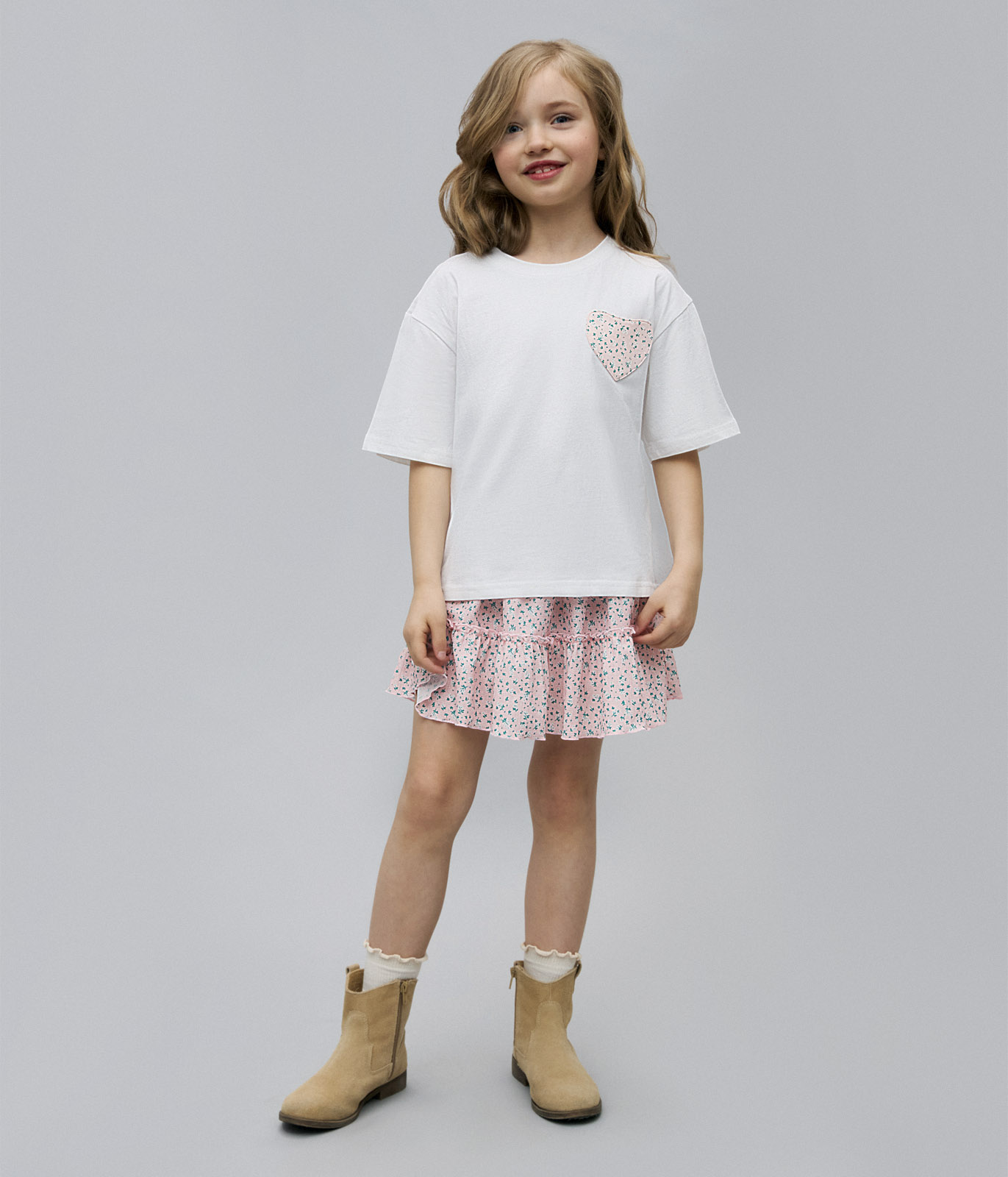 GIRLS Heart pocket tee SS/ Футболка детская к.р./SS24TKG035