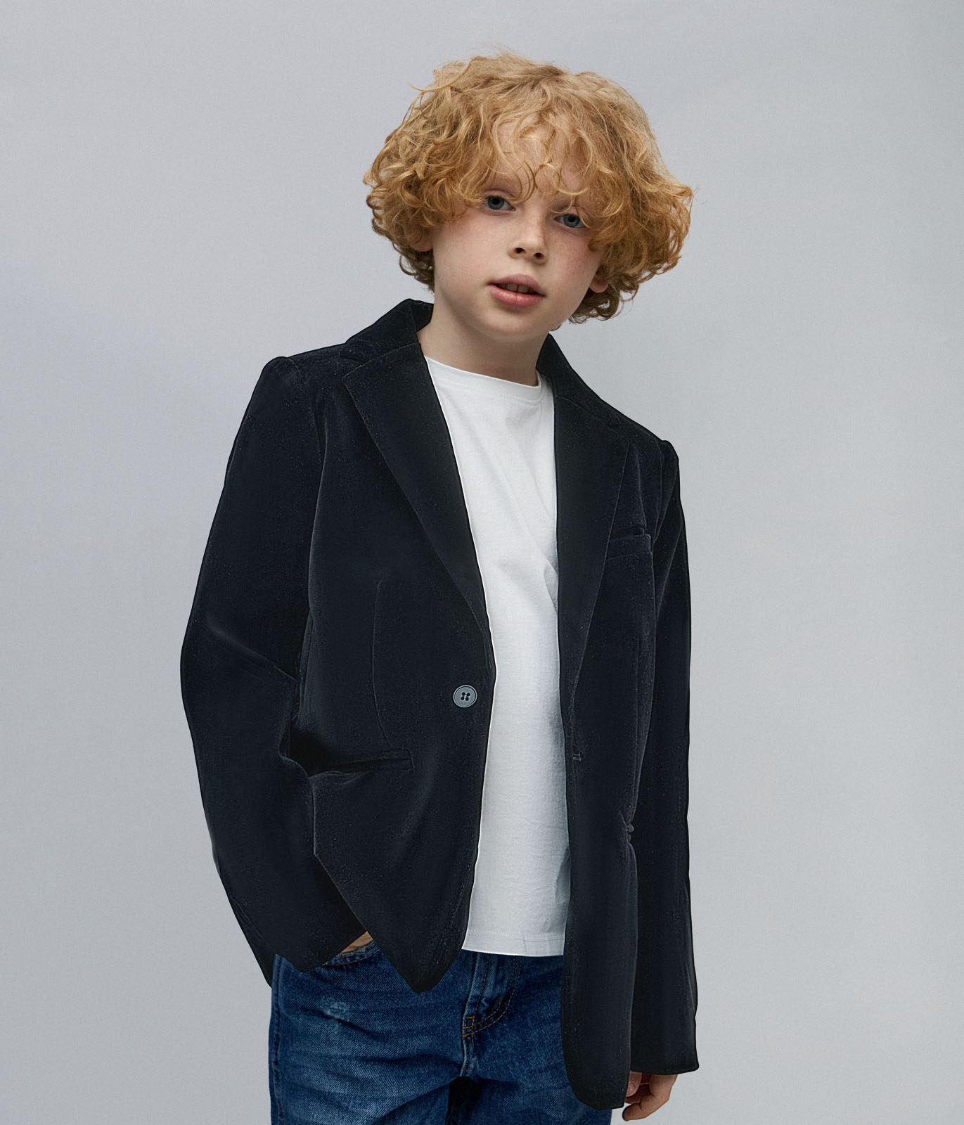 BOYS Velour Blazer/Велюровый пиджак для мальчиков/AW24TKU011